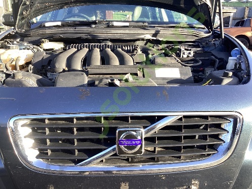 VOLVO V50 MK1 2007-2008 FRONT GRILLE